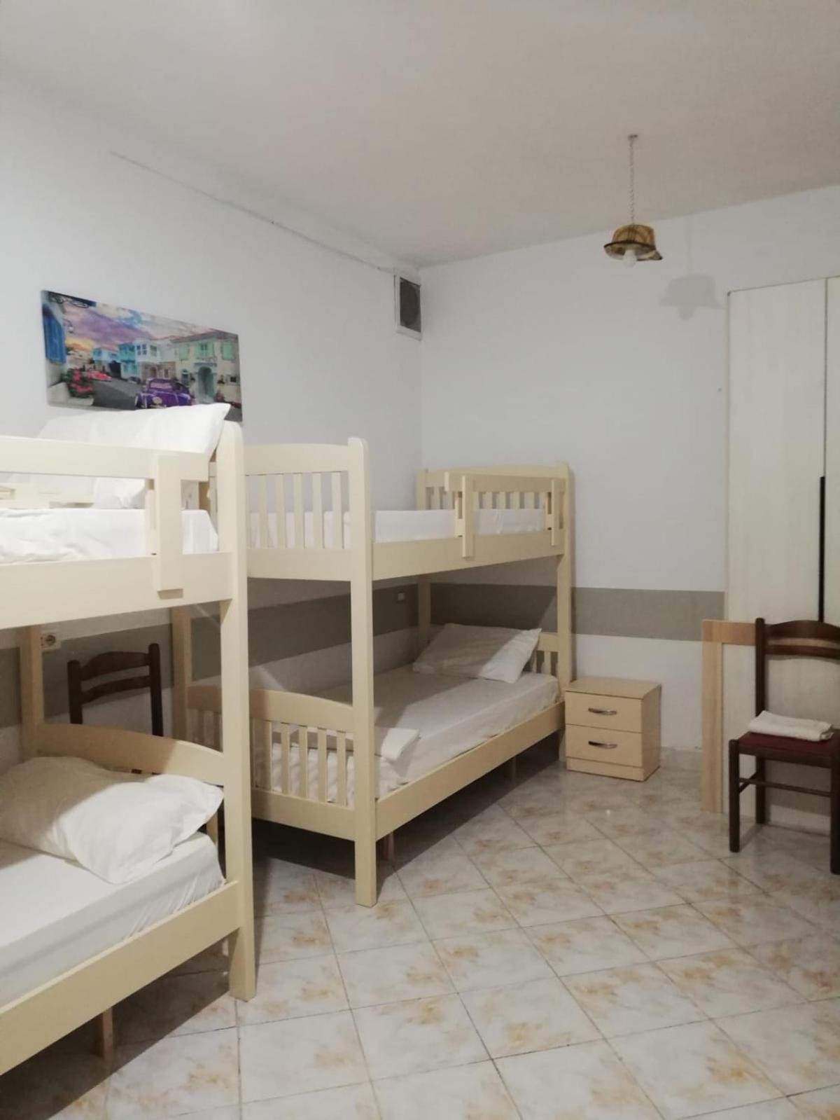 Casa Mia Hostel Vlorë Стая снимка
