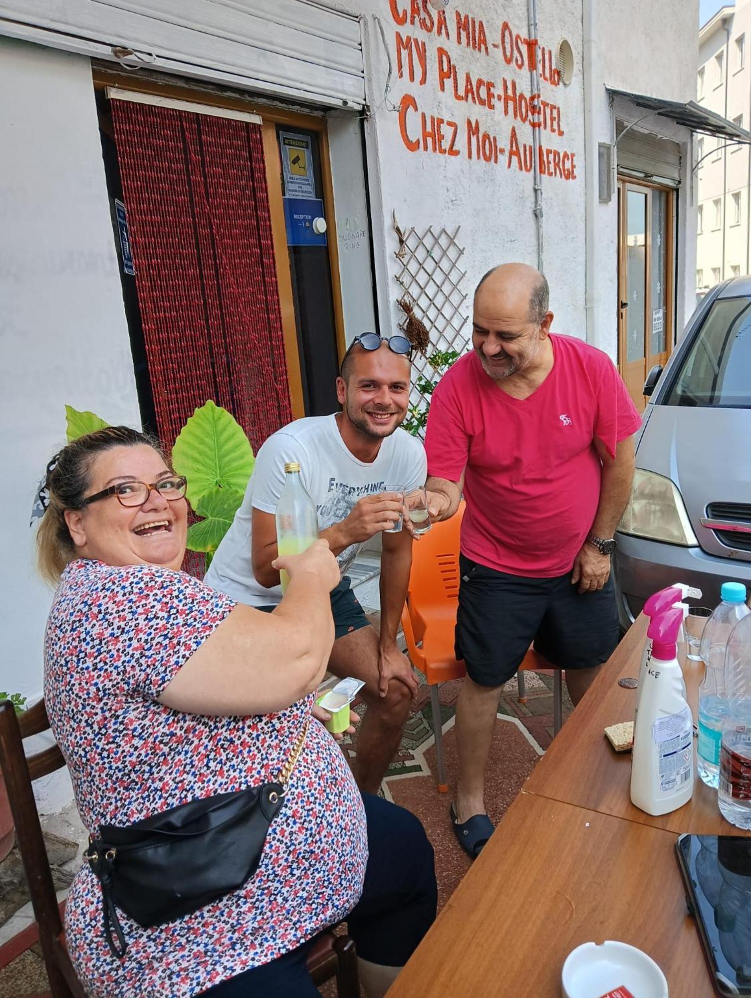 Casa Mia Hostel Vlorë Екстериор снимка